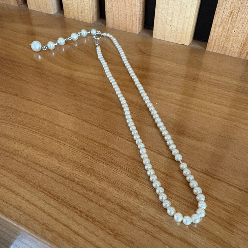 Elegant Mini Pearl Necklace